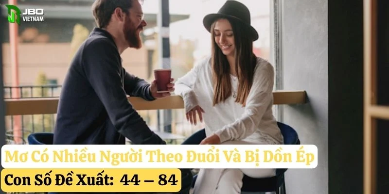 nằm mơ nhiều người theo đuổi